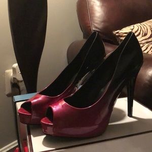 Black Pink ombré Guess heels